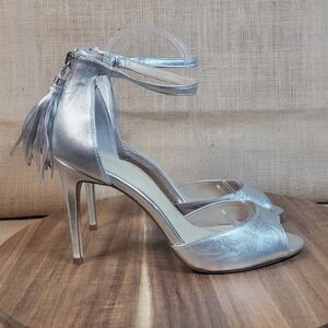 Botkier New York Anna Heels Silver Leather Ankle Strap Stiletto‎ Tassel Size 9